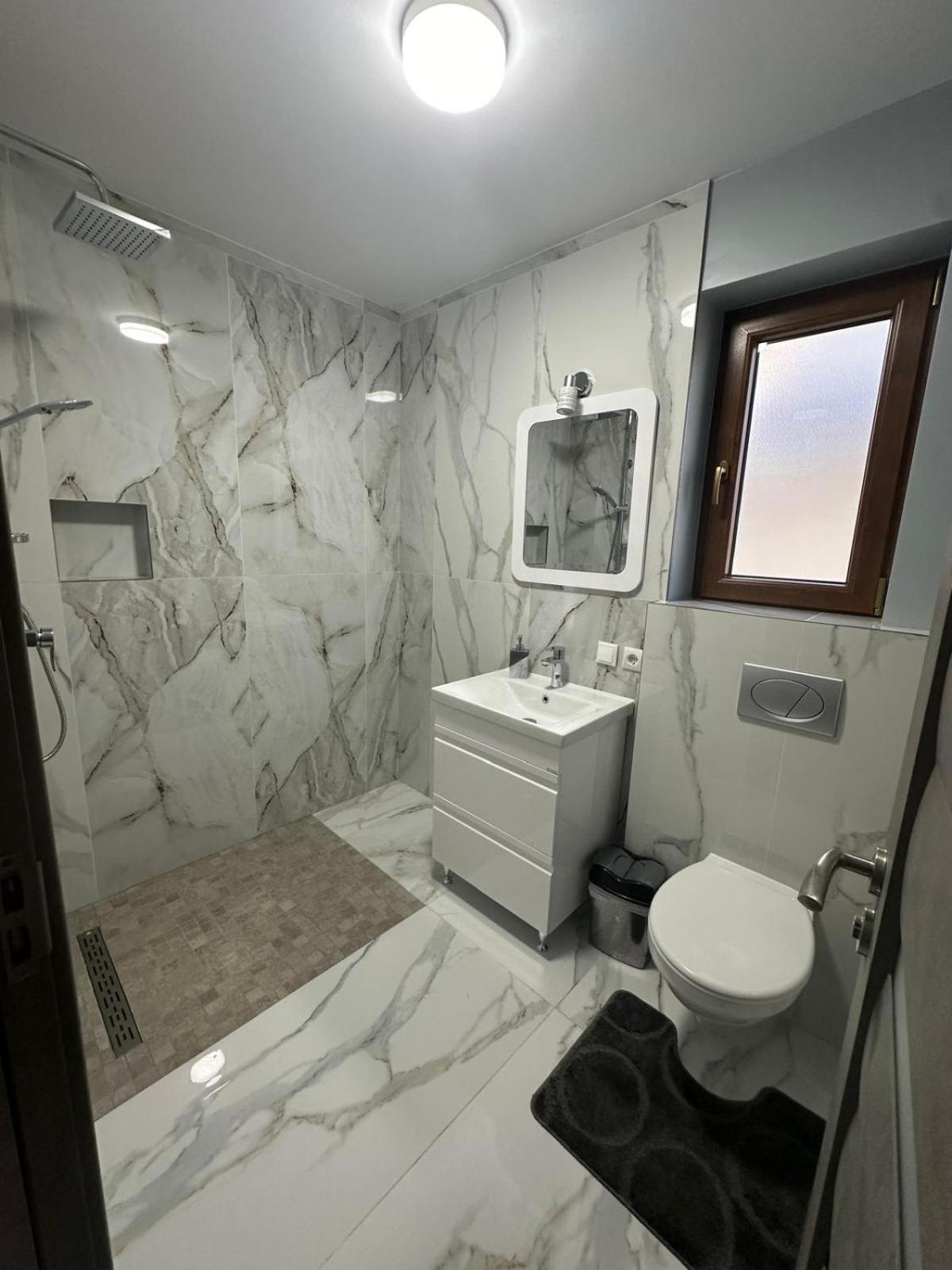 Popasul Din Vale Hotel Моисей Екстериор снимка