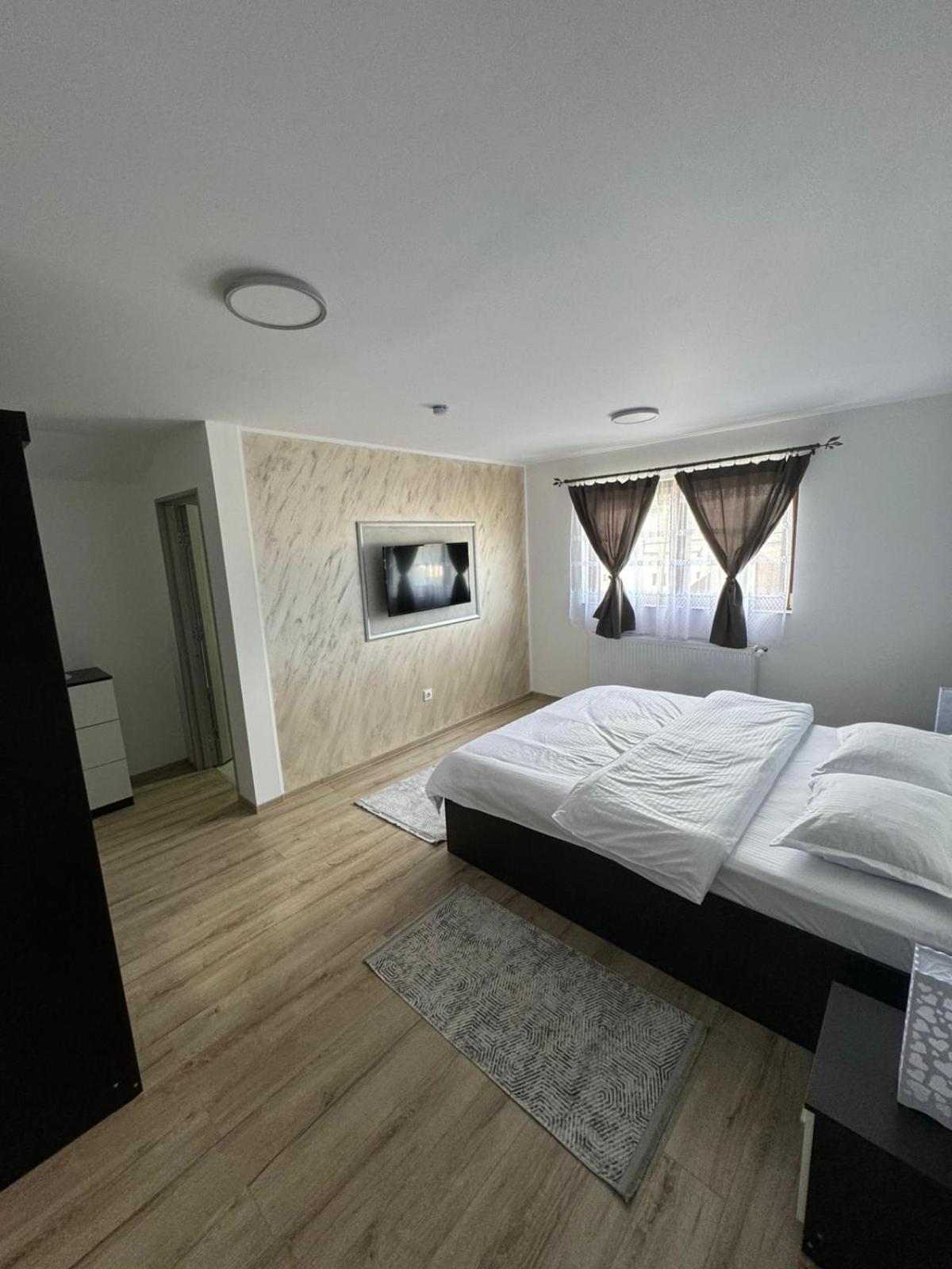 Popasul Din Vale Hotel Моисей Екстериор снимка