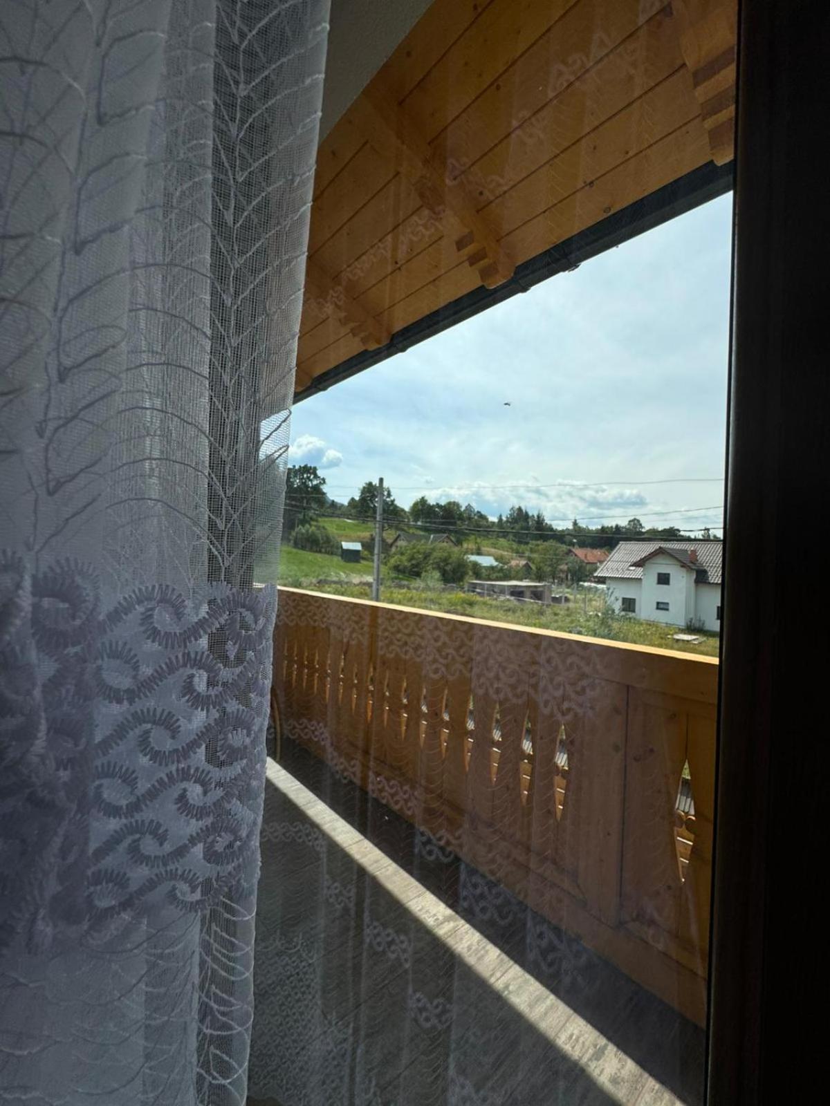 Popasul Din Vale Hotel Моисей Екстериор снимка